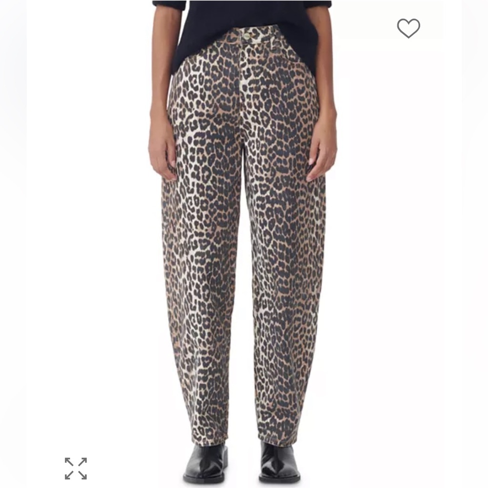 Ganni stary leopard barrel jean